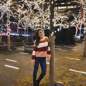 Meet your Posher, Abbey